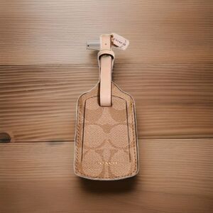 NEW ~ COACH Signature Canvas Luggage Tag Gold/Light Khaki/Chalk #CF888 , NWT